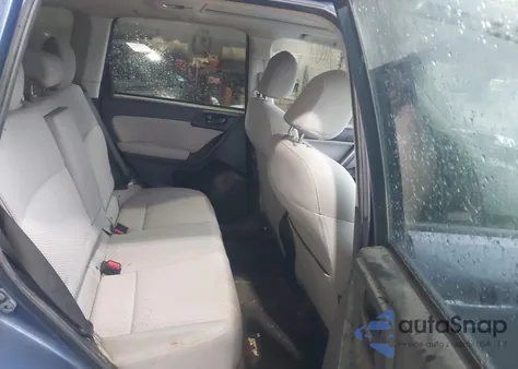 2014 Subaru Forester 2.5I Premium из США, поврежденный, VIN JF2SJAEC3EH533100